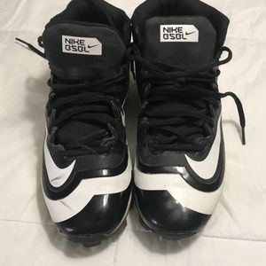 Men’s baseball cleats